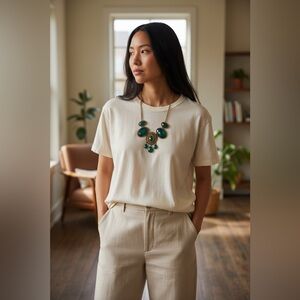 Elegant Green and Gold Statement Necklace